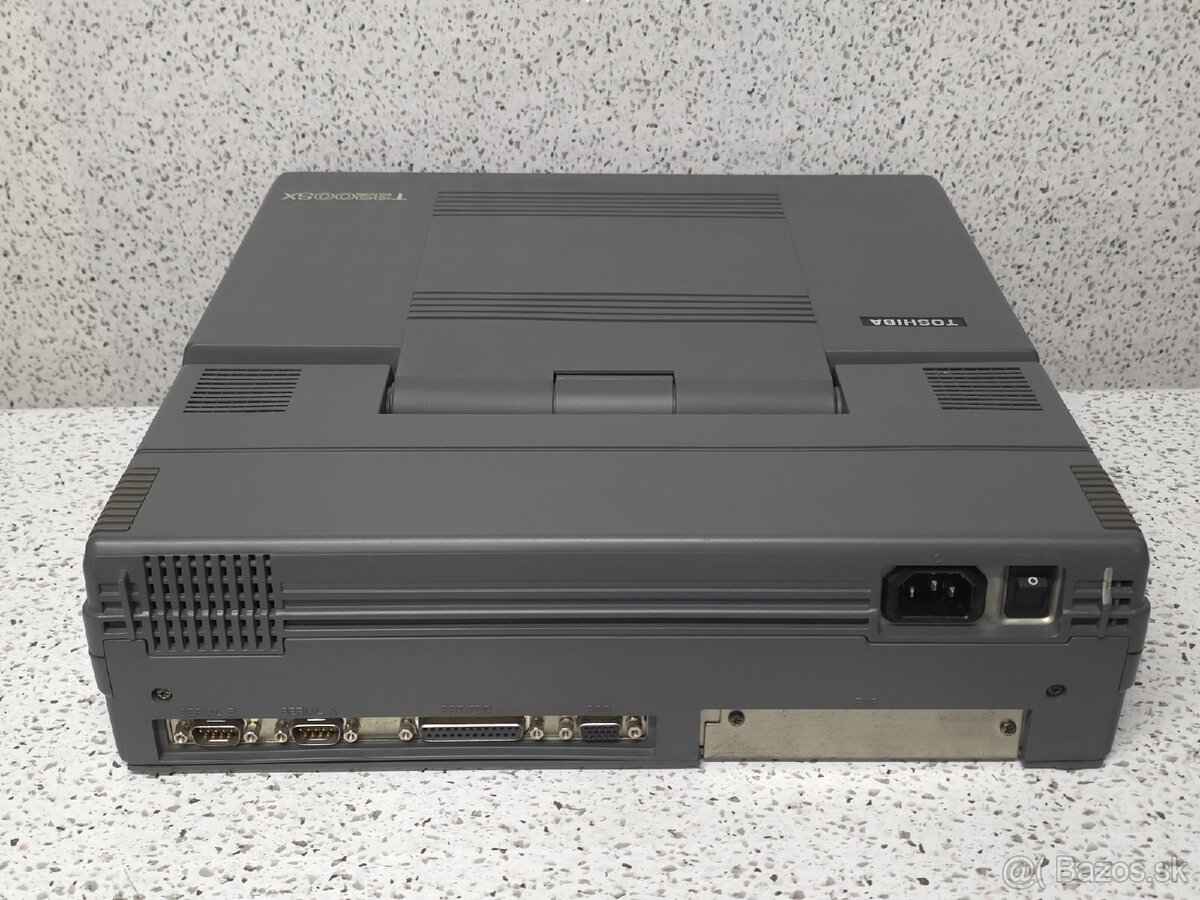 RETRO LAPTOP 》 TOSHIBA T3200SX 》HISTORICKÝ NOTEBOOK - 13