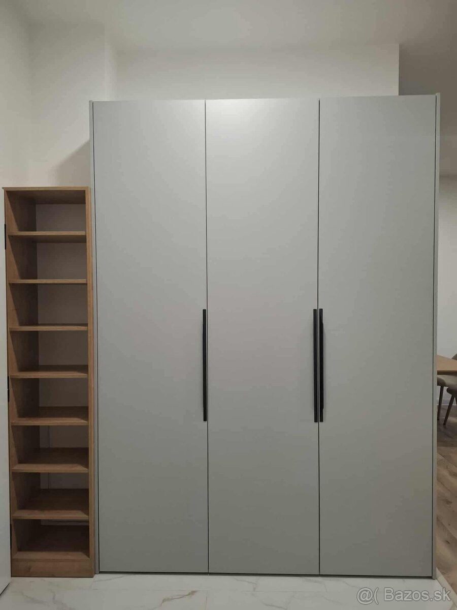 Na prenájom 2 izb.byt Central point Humenné 67m2 - 13