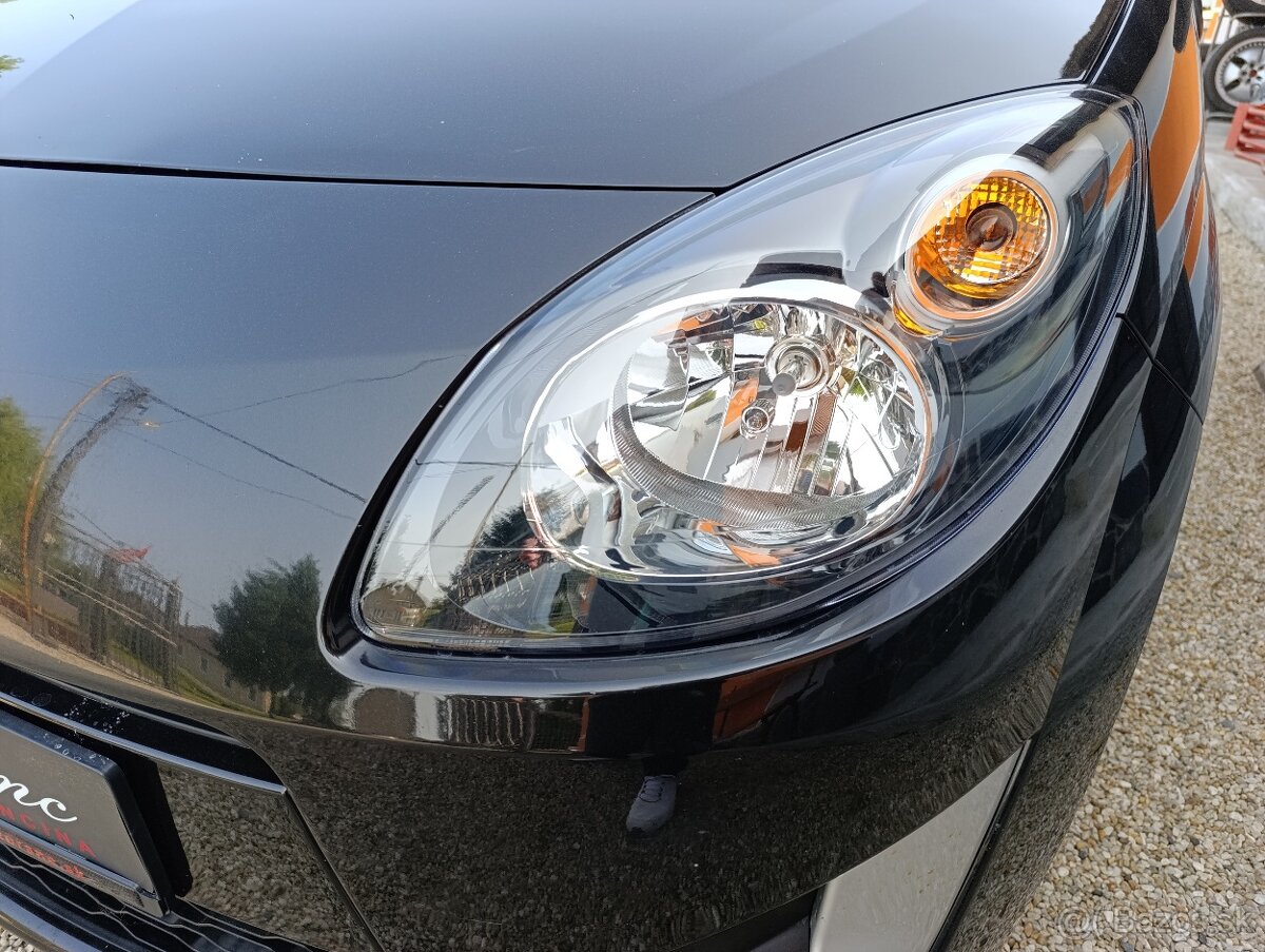 Renault Twingo 1.2i, LED denné, Klimatizácia, 2011 - 13