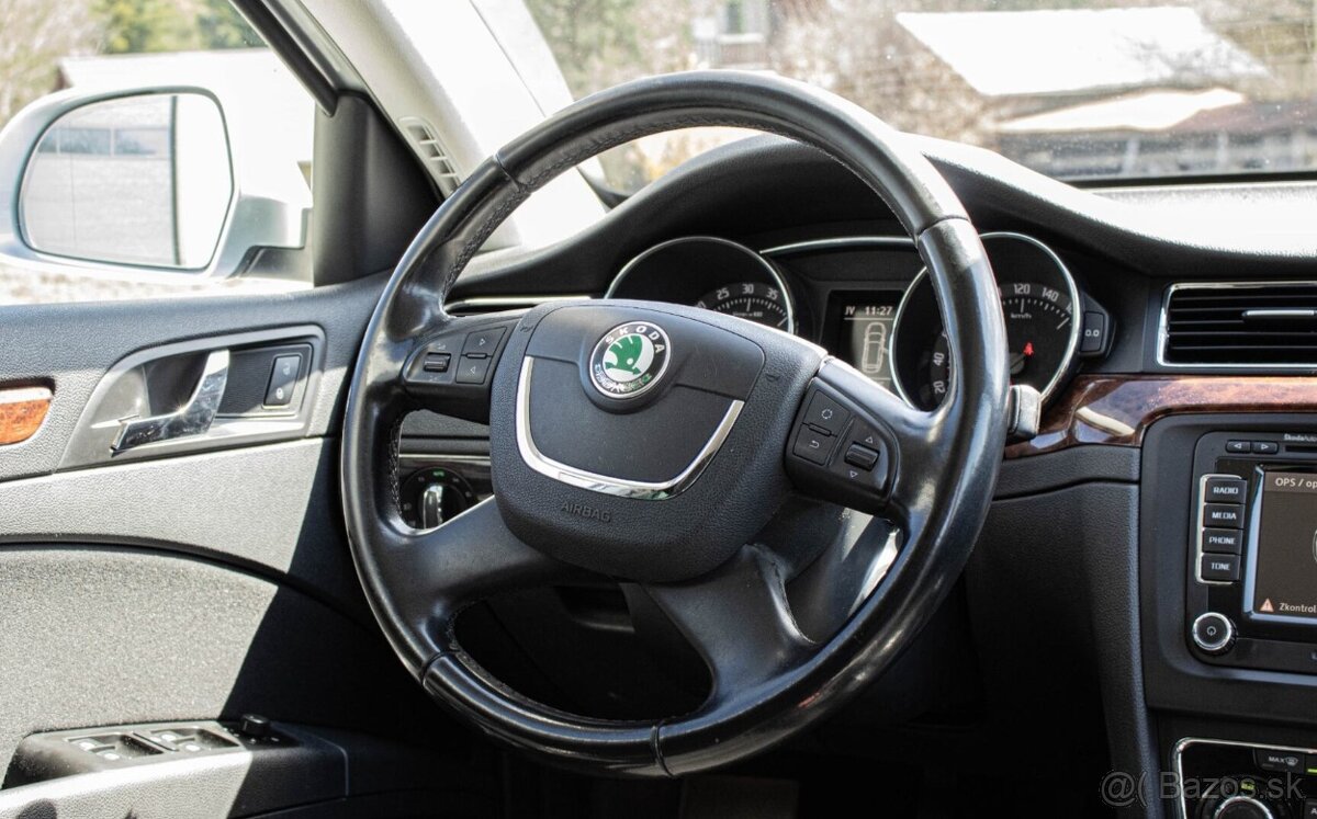 Škoda Superb Combi 2.0 TDI 2011 - 13
