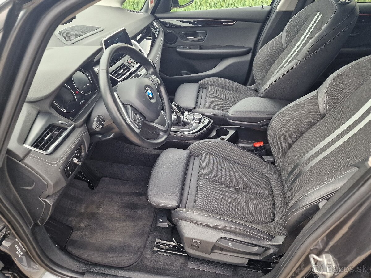 BMW 218d xDrive Gran Tourer - 13