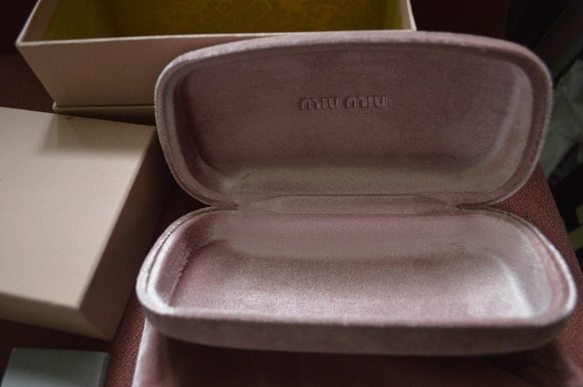 predam uplne novy obal na okuliare MIU MIU - 13