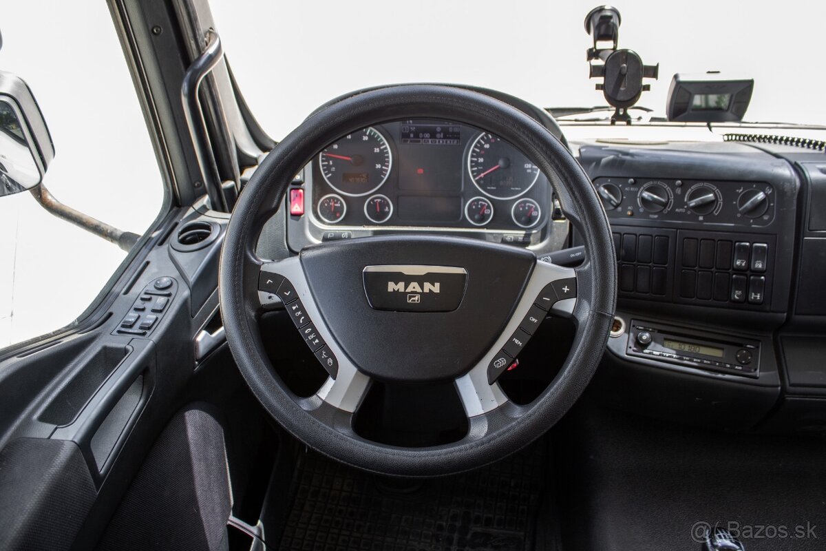 MAN TGL 12.220 4x2 BL - 13
