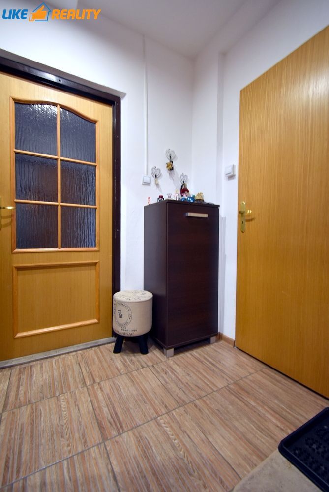 Udržiavaný 3-izb byt s parkovaním v Záturčí / cca 77M2/ - 13