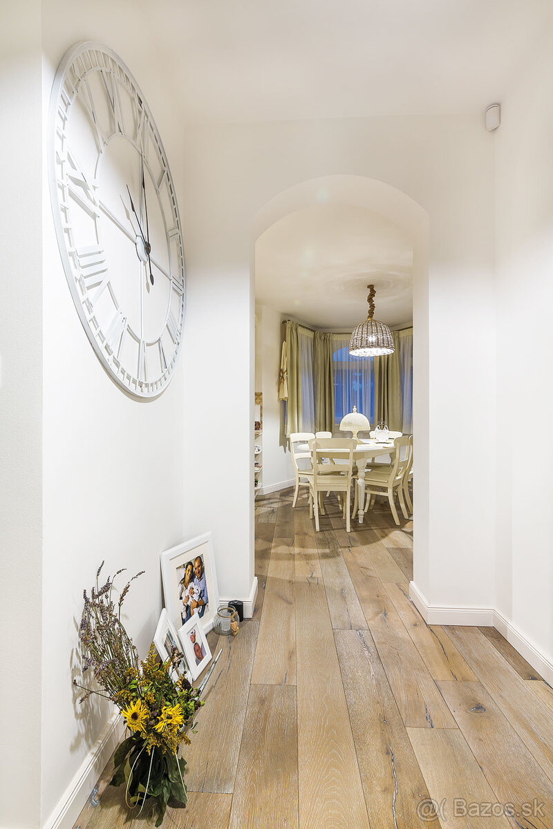 Nadštandardný 7 izb. rodinný dom Zálesie - 13