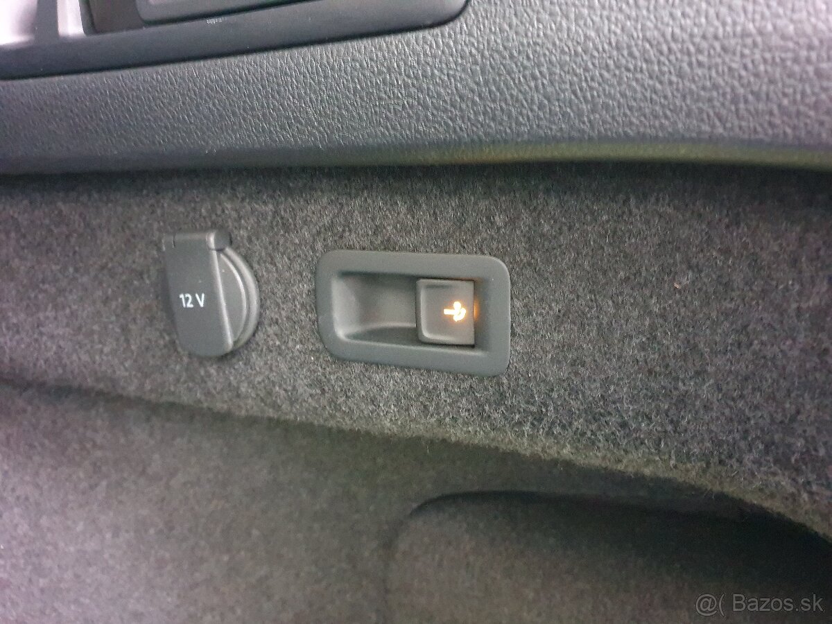 VW Passat B8 GTE Variant 1.4TSI 160kW DSG - záruka Autodraft - 13