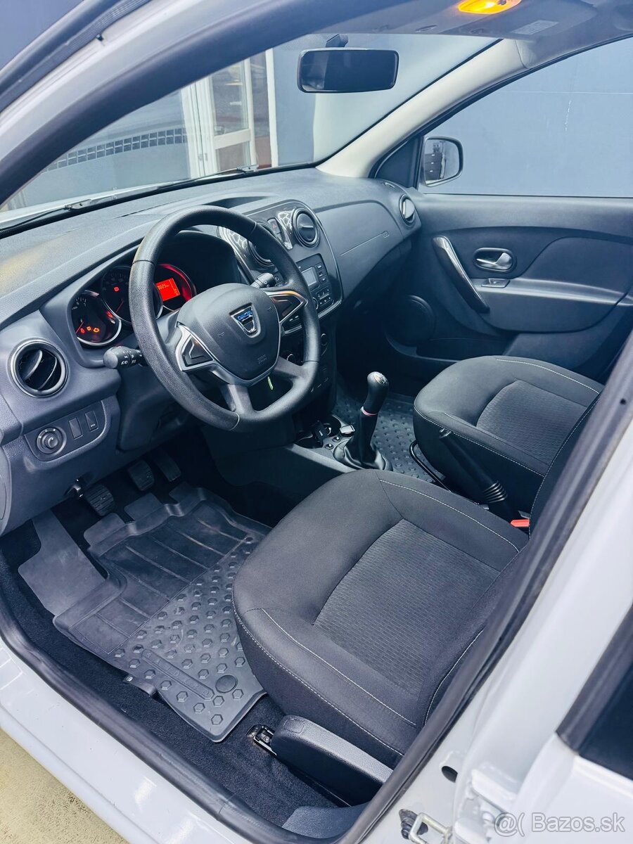 Dacia Sandero 01/2021 - 13