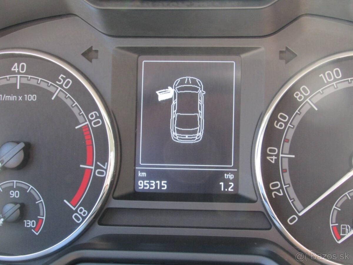 Škoda Octavia 2.0 TSI Ambition DSG - 13