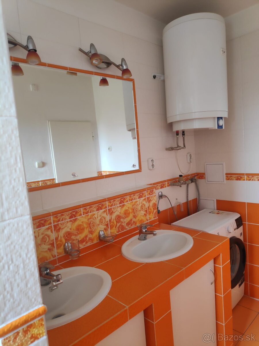 Prenájom 3 - izbového  bytu  Močenok - 13