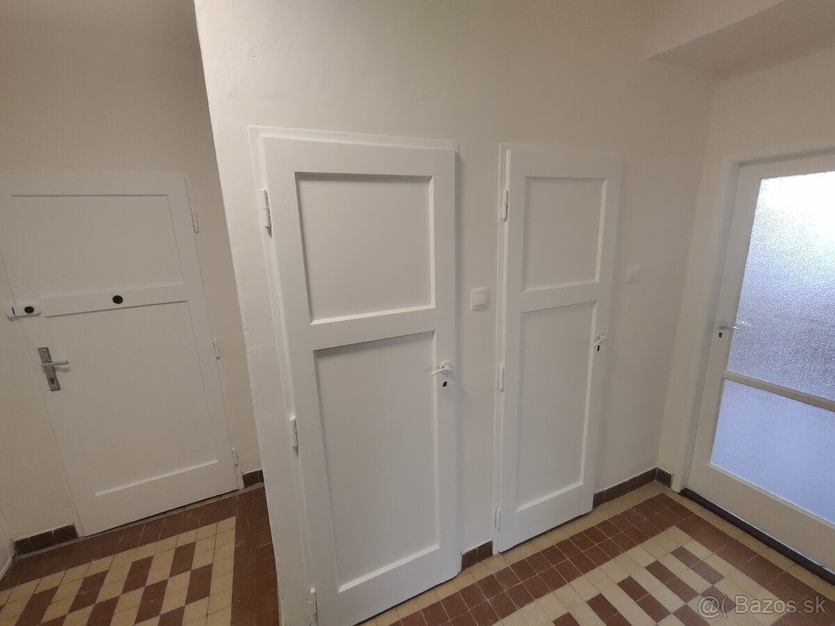 Prenájom 2 izbový, blízko Centra, Zimná, rekonšt nezariadený - 13