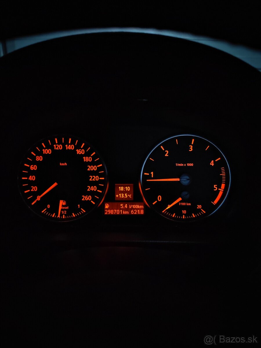 BMW e91 320d 120kw - 13