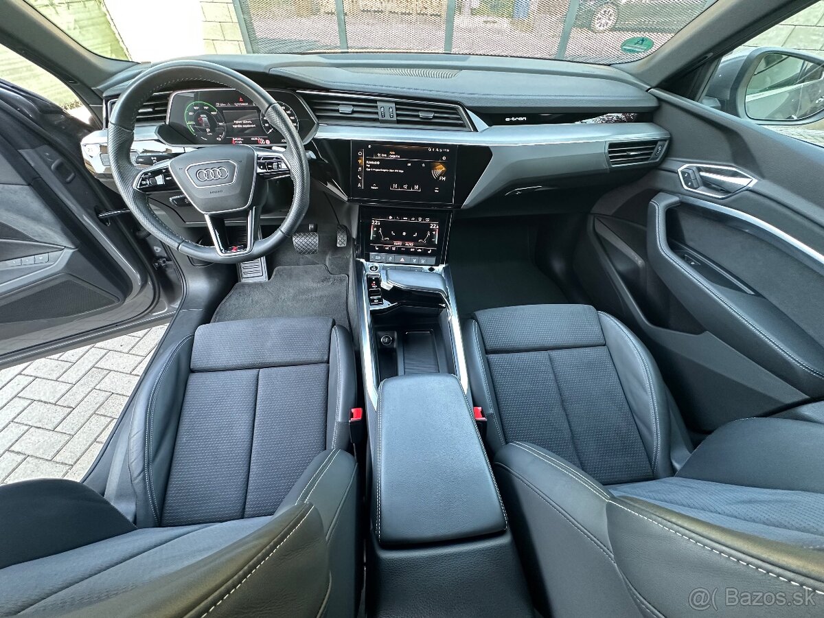 Audi E-tron 55 quattro S line - 13