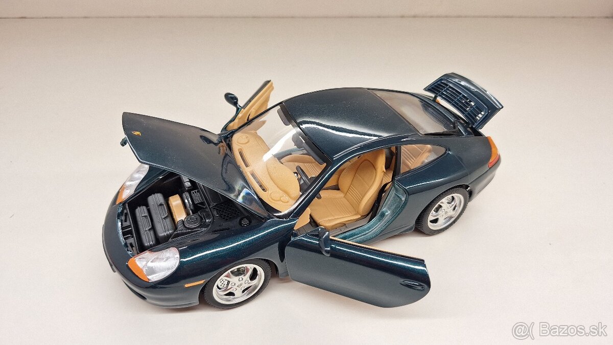 1:18 PORSCHE 911 996 Green - 13