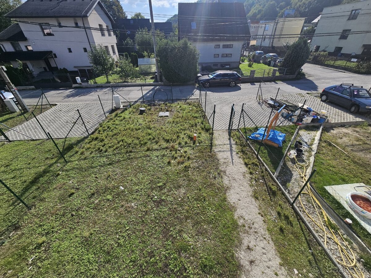 Predaj 4 izb.dvojpodlažného domu v mestskej časti Strážov - 13