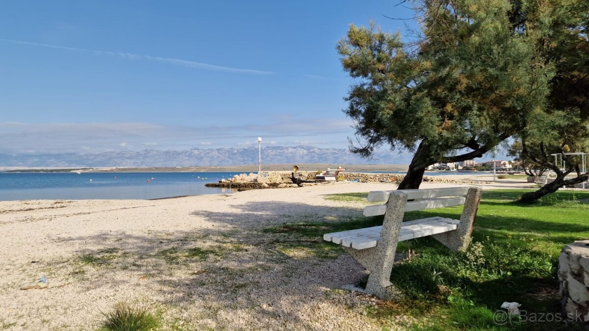 Chorvátsko pekný dvojspálňový apartmán prvý rad pri mori - 13