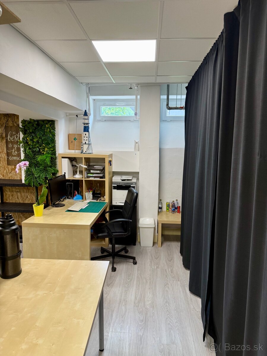 60m2 zariadeny priestor s parkovanim v centre mesta - 13