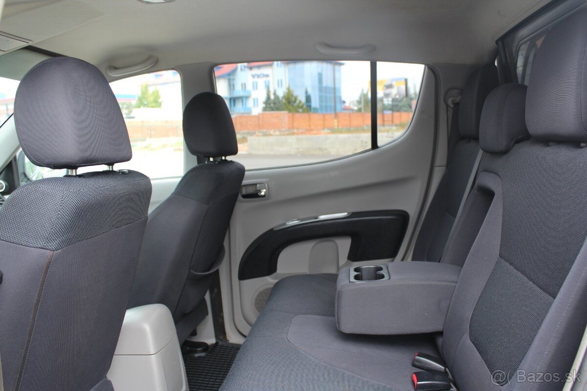 Mitsubishi L200 2.5 DI-D Double Cab Intense - 13