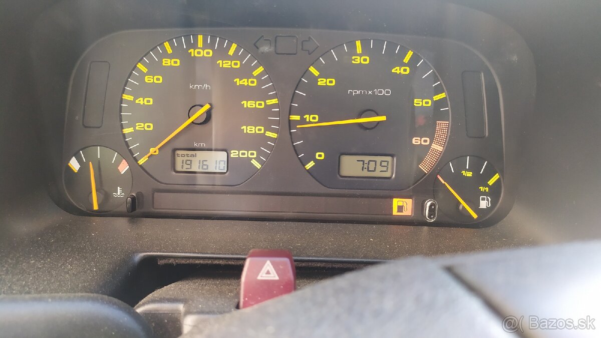 SEAT IBIZA II (6K1) • 1.4 i • 44 kW - 13