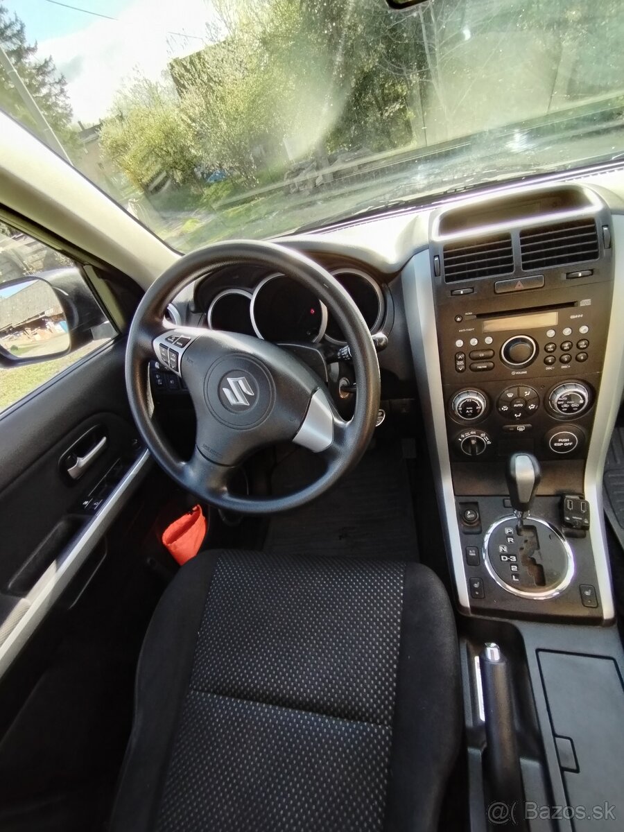 Suzuki Grand Vitara - 13