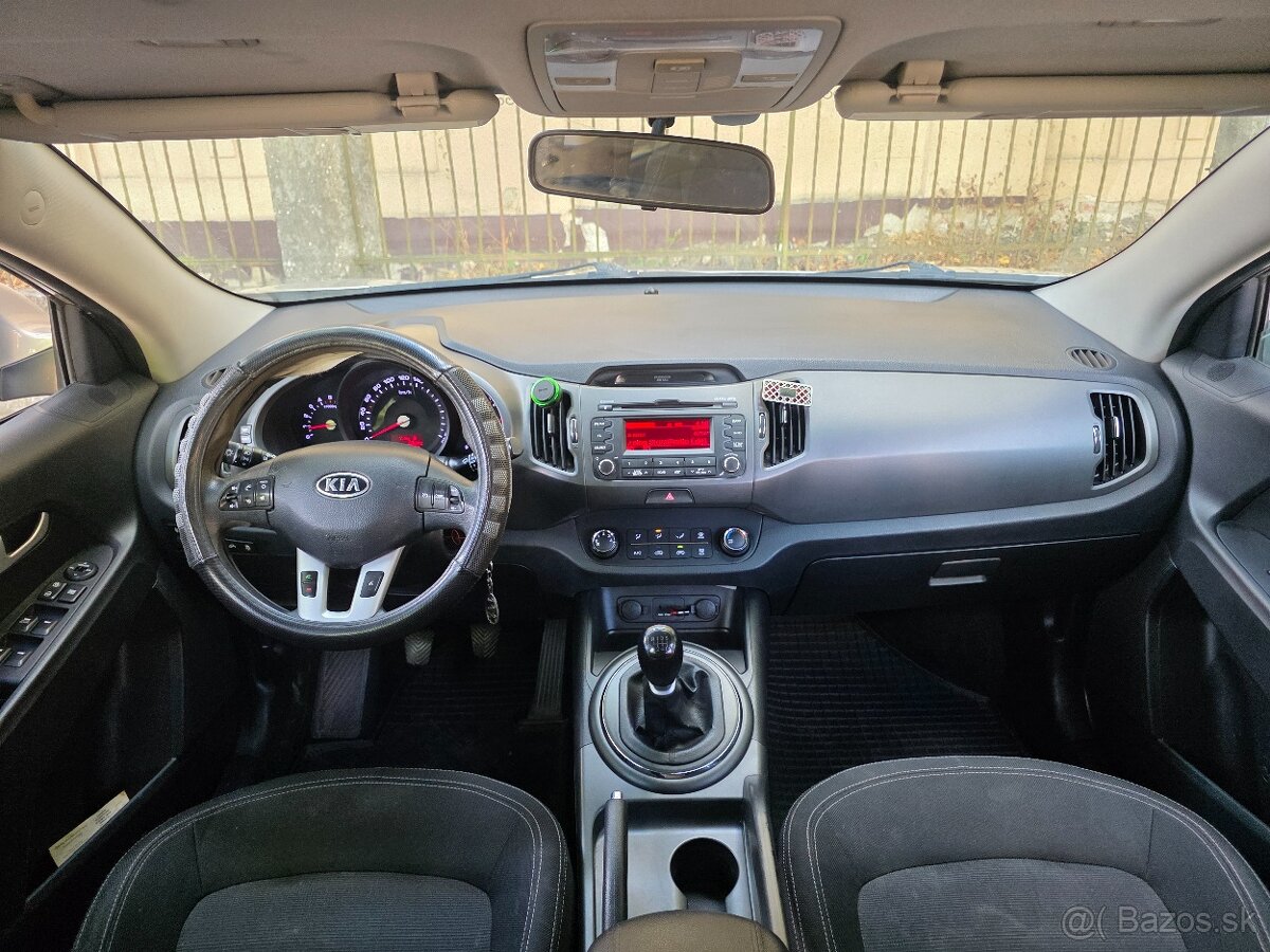 KIA SPORTAGE 1.7CRDI - 13