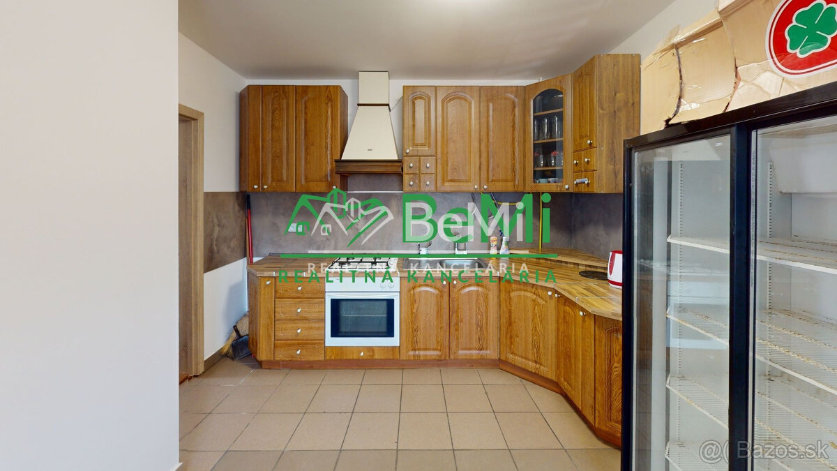 TO - predaj komerčnej budovy 105-15-ROCHE - 13