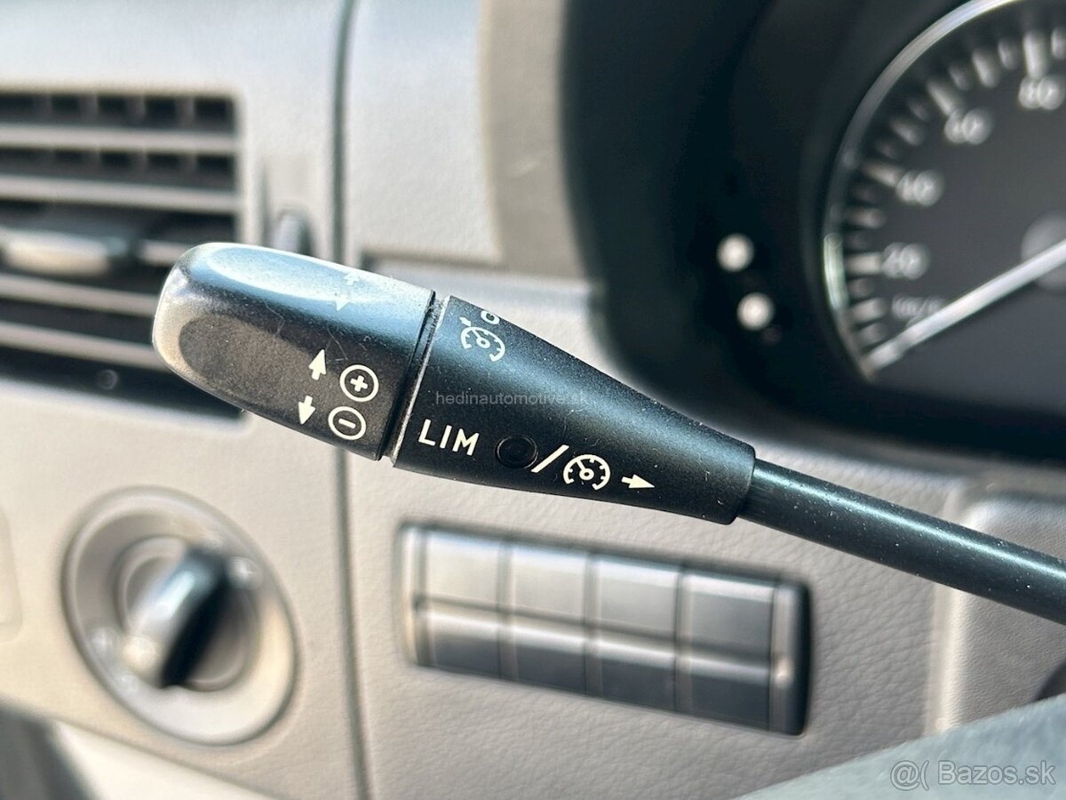 MERCEDES BENZ Sprinter 318 CDI V6 - 13