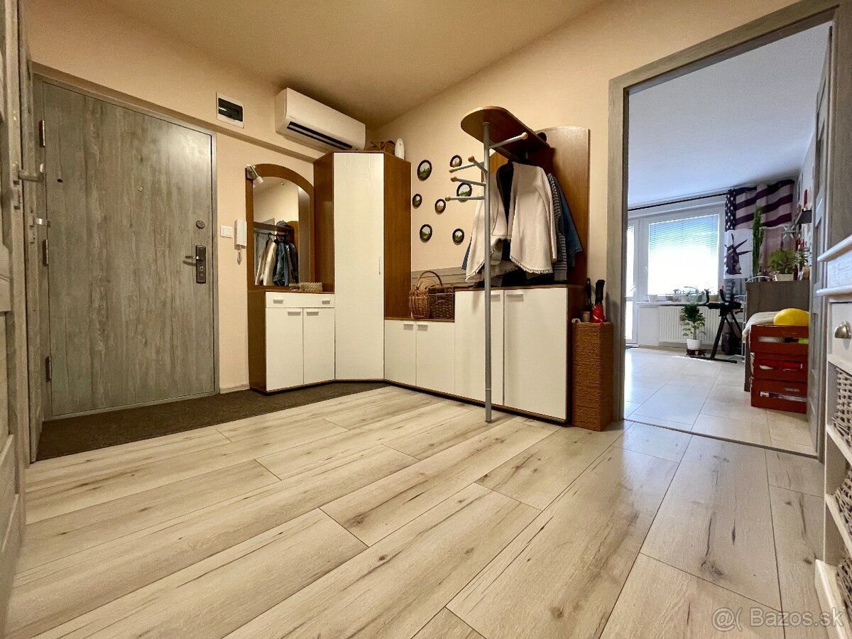 Pekný, moderný, priestranný 3 izbový byt v obci Zlaté Klasy – foto 8