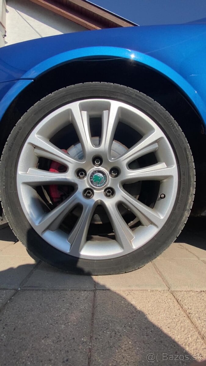Škoda Octavia combi RS Tdi 125kw - 13