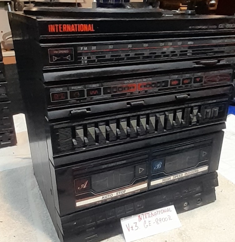 SANYO-H9711Lo-boombox-predám - 13