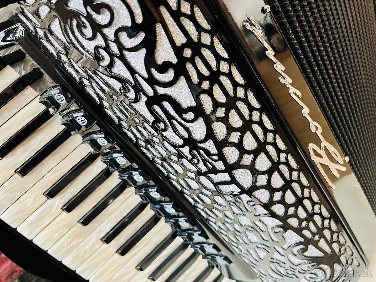 Predám profesionálny akordeón Borsini Wienna 374- 96 basový - 13