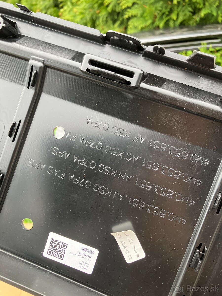 maska mrizka grill audi q7 20- cerna - 13