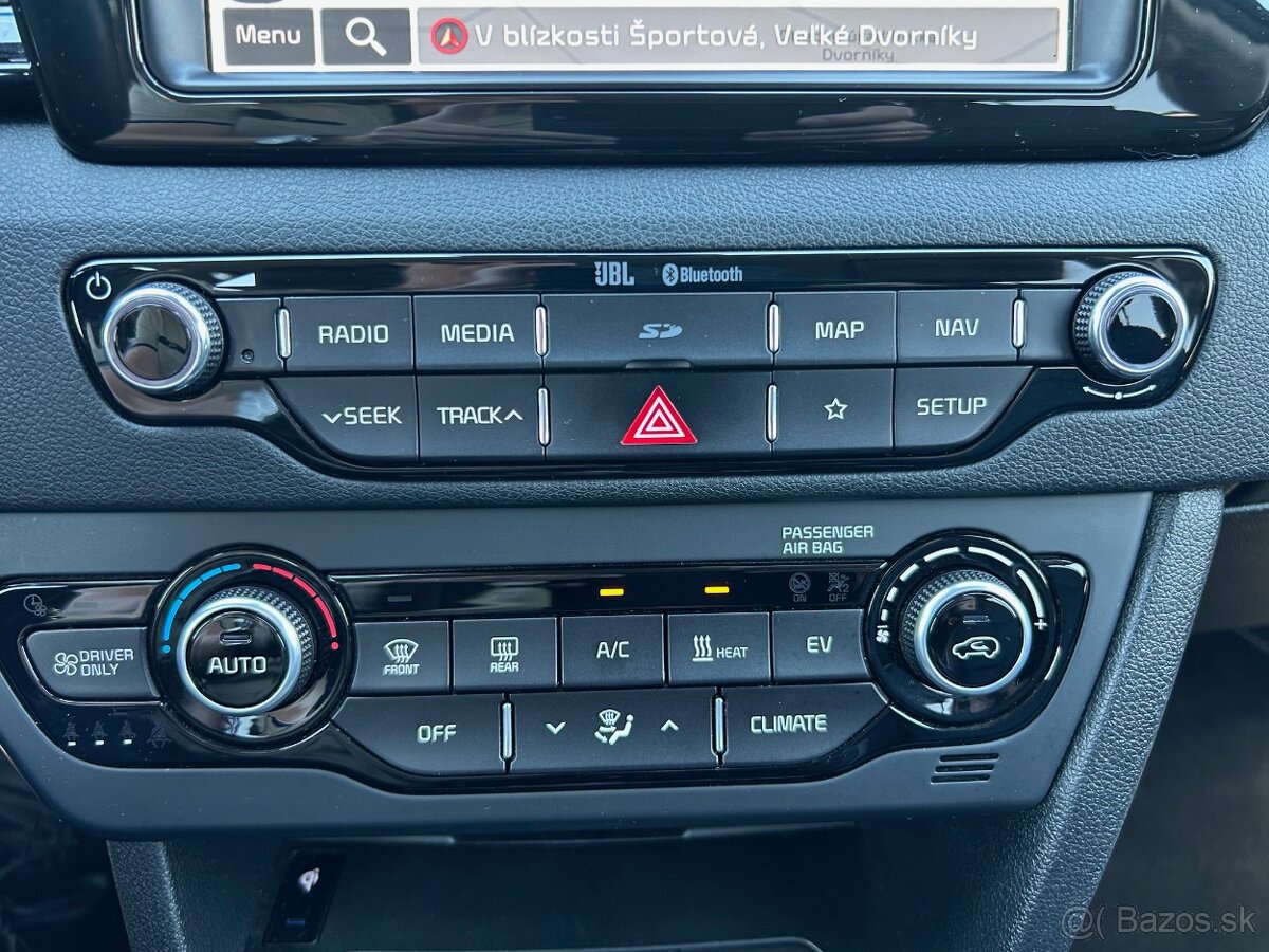 KIA e-Niro Premium Business 204ch 64KWh - 13