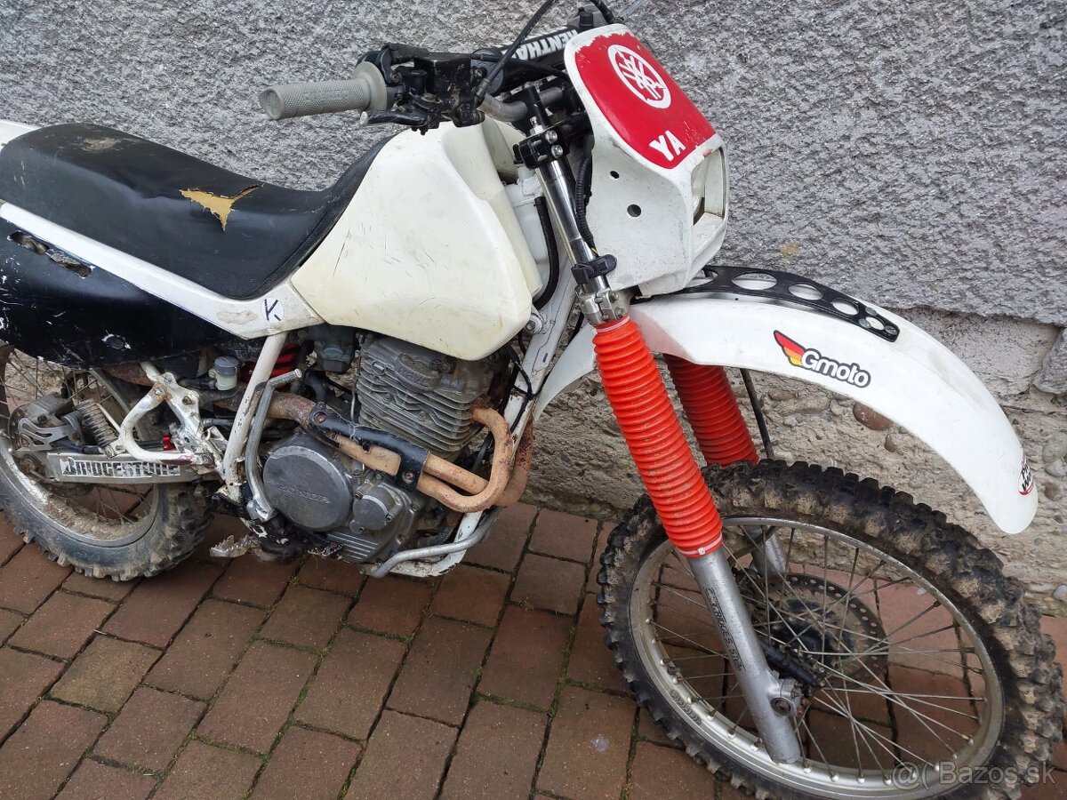 Honda XR 600 - 13