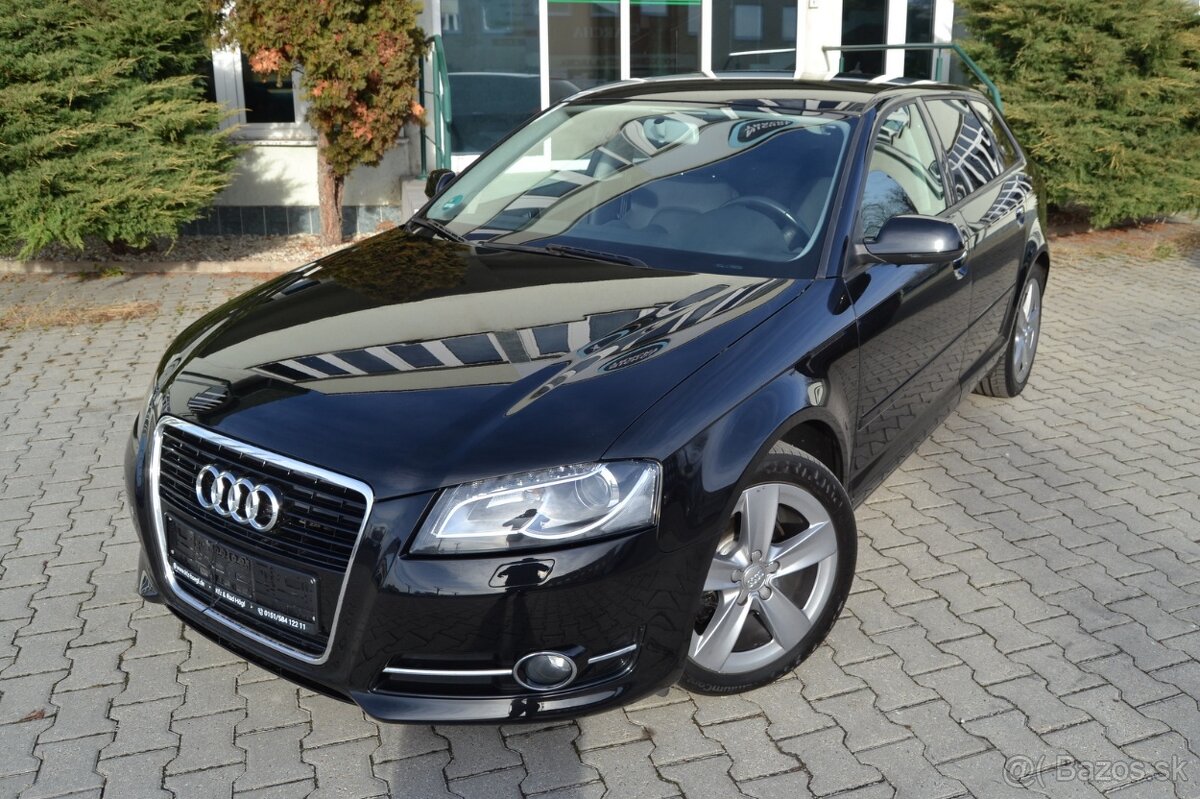 AUDI A3 2.0 TDI, R. 2011, TEMPOMAT, ELEKTRÓNY R17, BIXENÓNY - 13