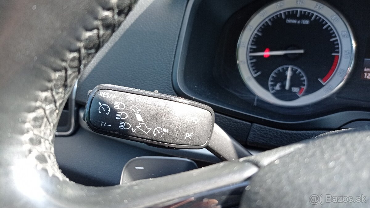 Škoda Karoq, 1.6 TDi 85KW Automat - 13