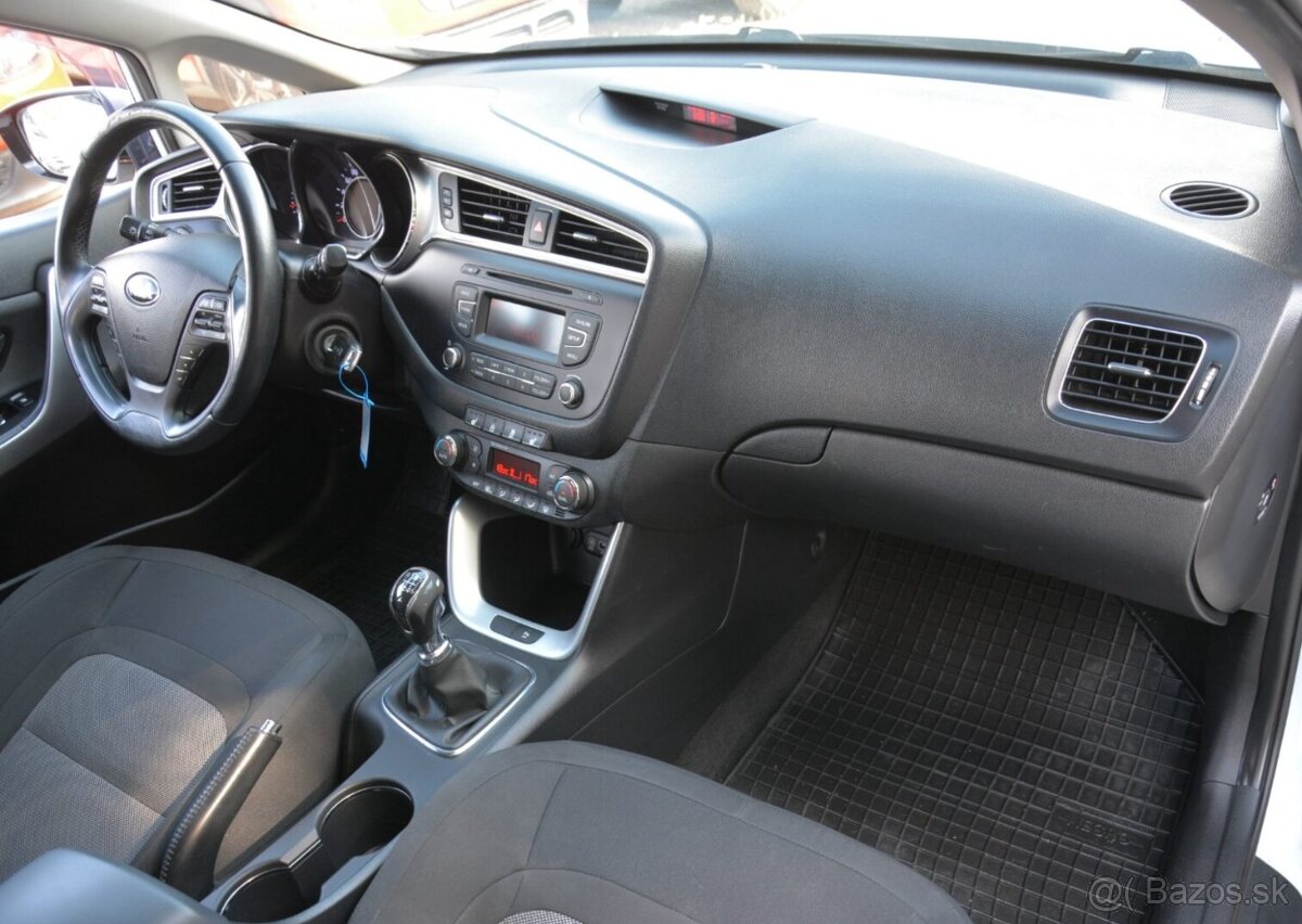 KIA Ceed 1.6 Slovak Top stav - 13