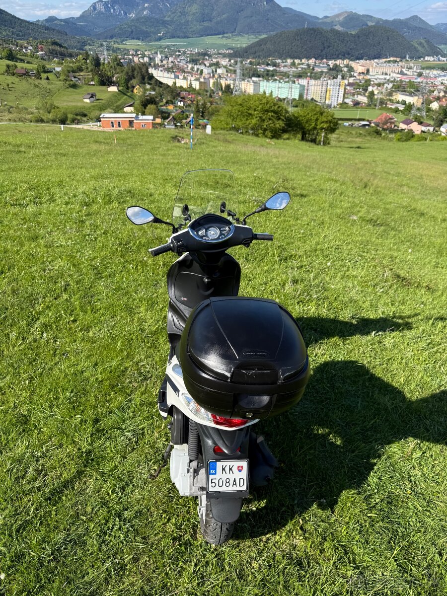 Skúter Piaggio fly 50 - 13