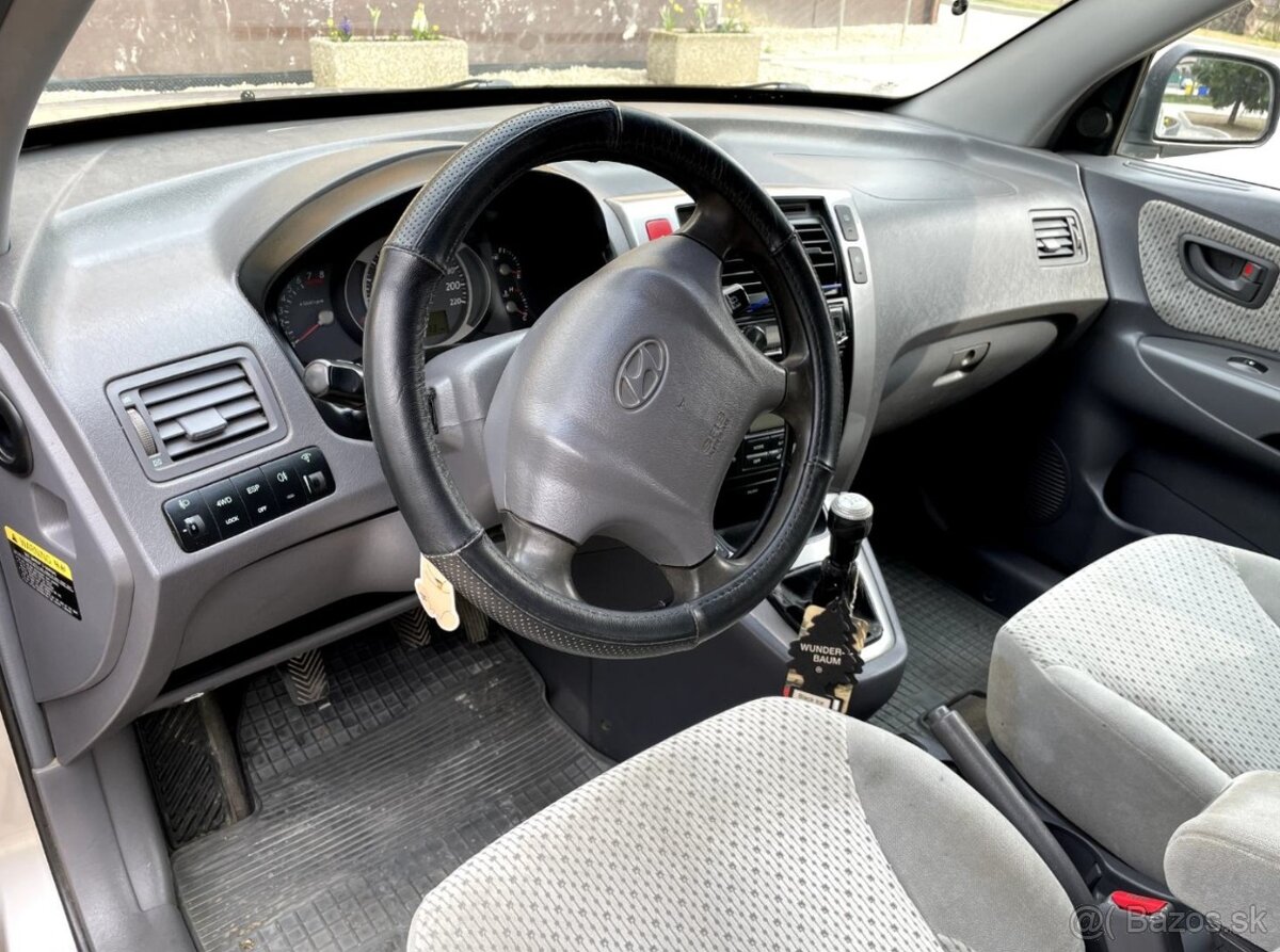 Hyundai Tucson 2.0 + LPG - 13