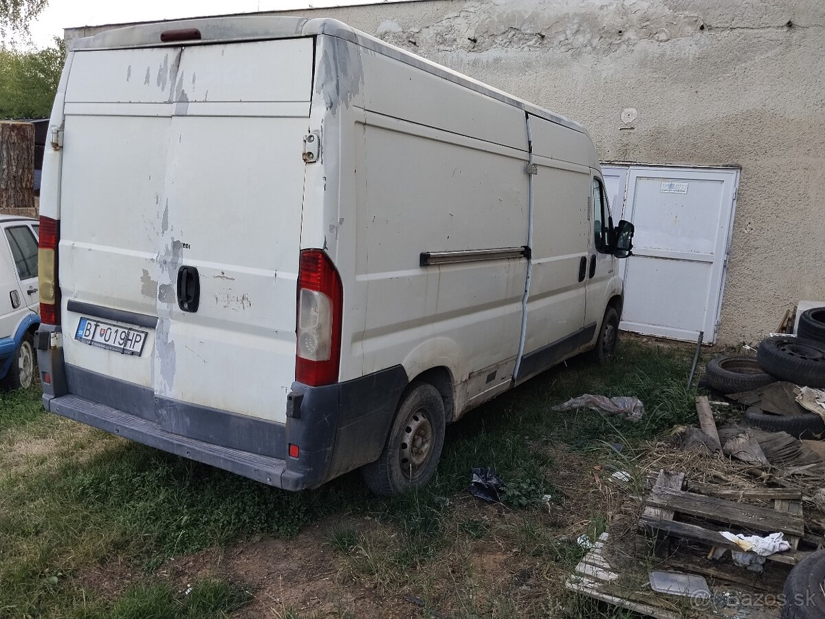 predám dve dodávky Citroen Jumper 2,2 - 13