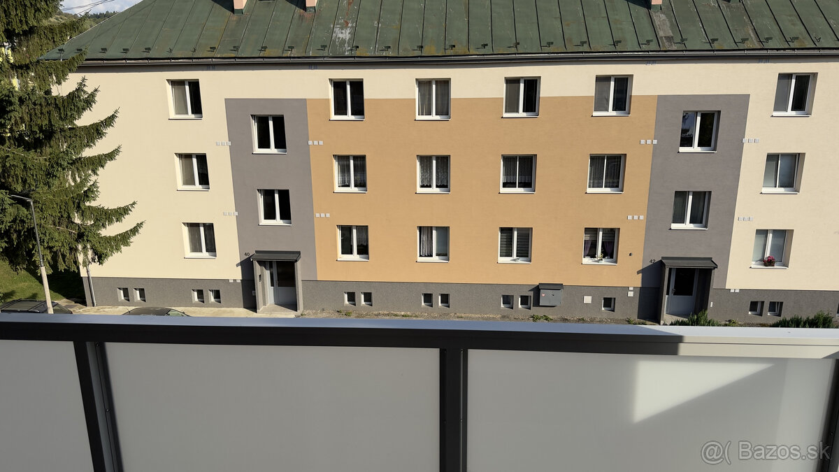 ===NA PREDAJ=== slnečný 2i byt VALASKÁ, UL. HRONSKÁ - 13