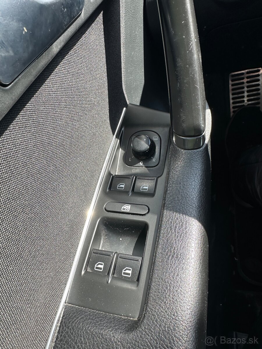 VW PASSAT COMBI 2.0TDI 2014 - 13