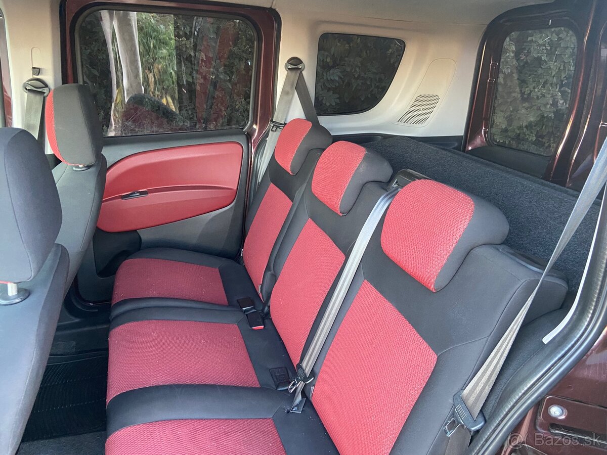Doblo 1.6JTD 5miestne - 13