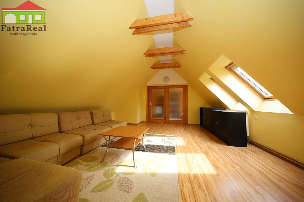 Rodinný dom po kvalitnej rekonštrukcii, Dúbrava - 13