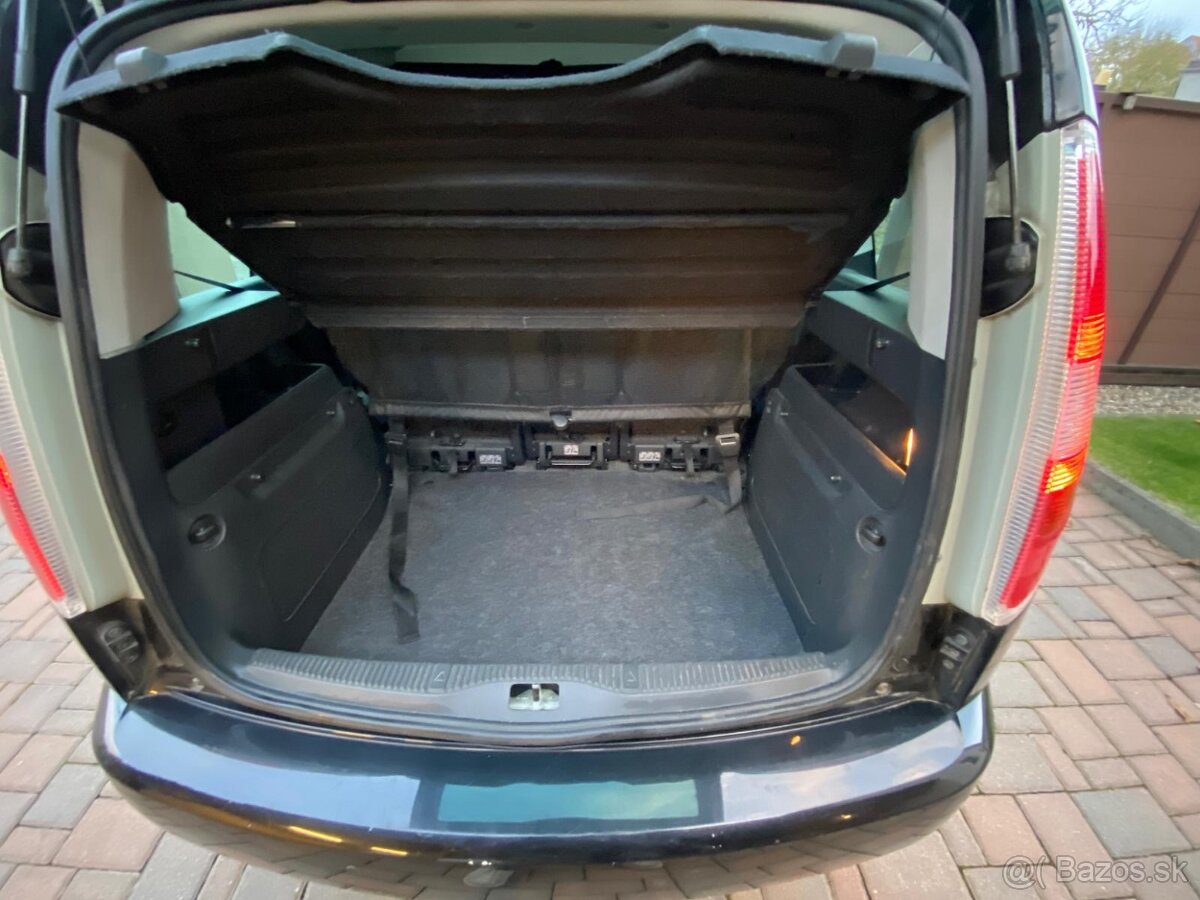 Škoda Roomster - 13