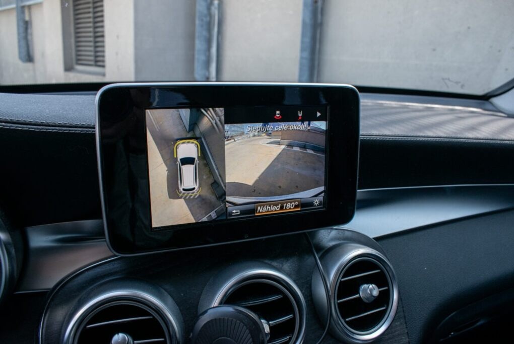 Mercedes-Benz GLC SUV 350 e 4MATIC A/T - 13