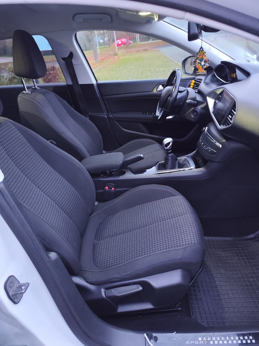 Peugeot 308 sw 1.6hdi - 13