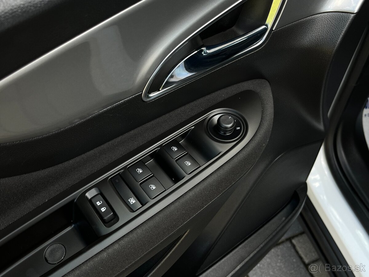 Opel MOKKA 1.6 Benzín - 13