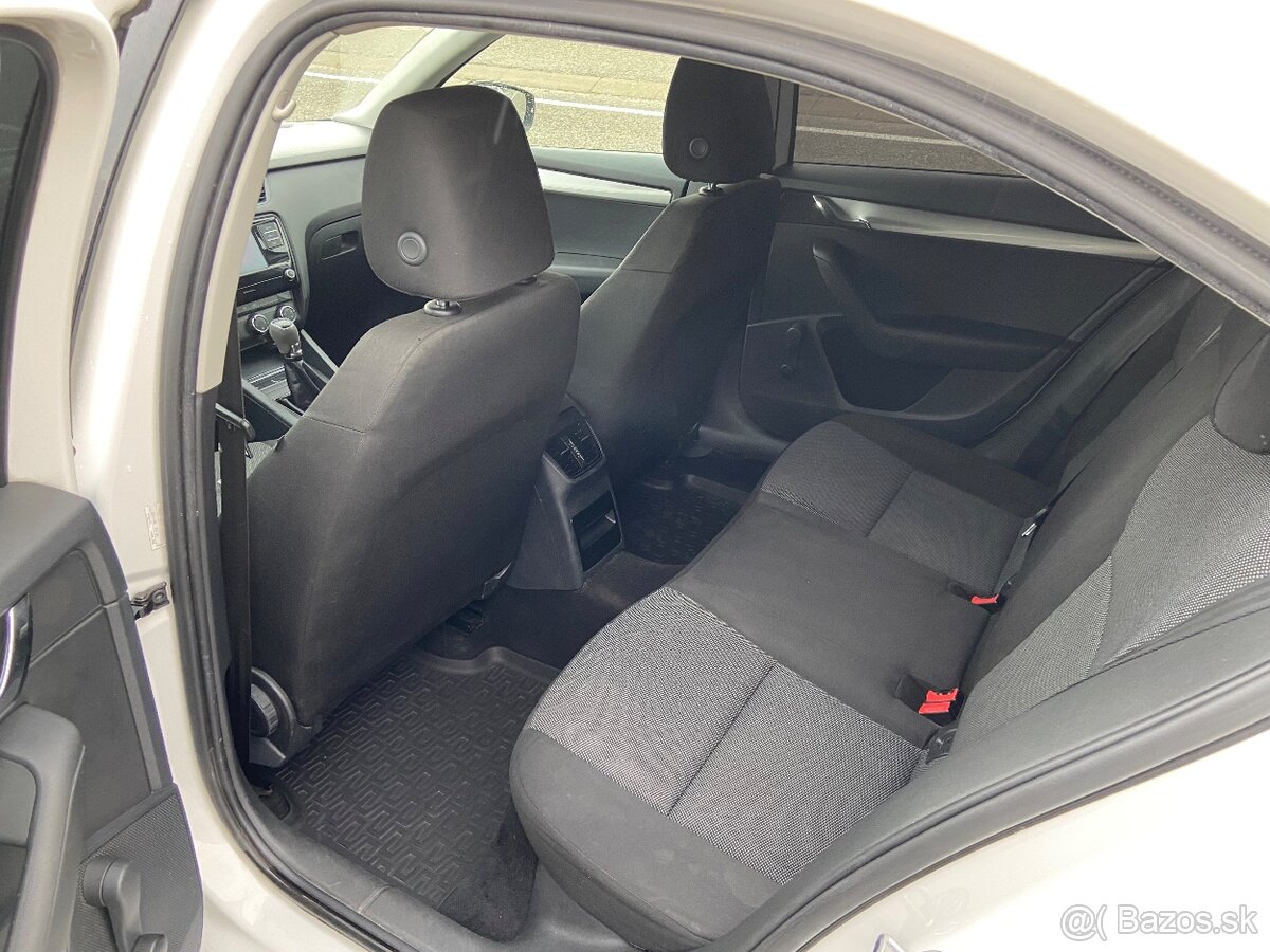 ŠKODA OCTAVIA III SEDAN TDi model 2015 - 13