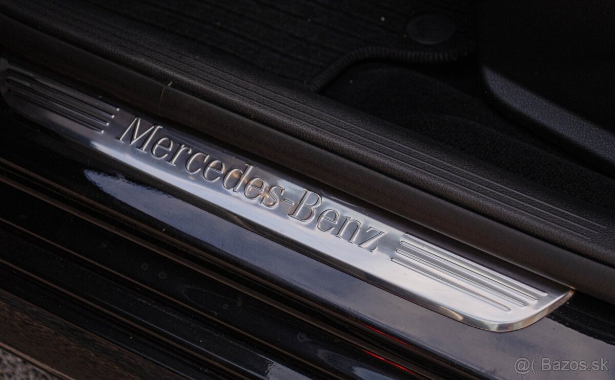 Mercedes Benz E350d 4x4 AMG - 13