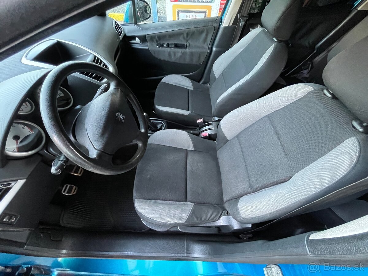 Peugeot 207SW - 13